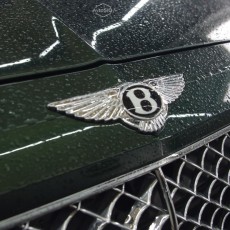 Bentley Bentayga в автосервисе в Крылатском