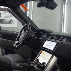 Установка стекла на Range Rover в Кунцево и Крылатском