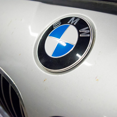 Замена лобового стекла BMW 5